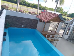 Outdoor pool - Private pool and the beach just 5km away (Santo Domingo)
