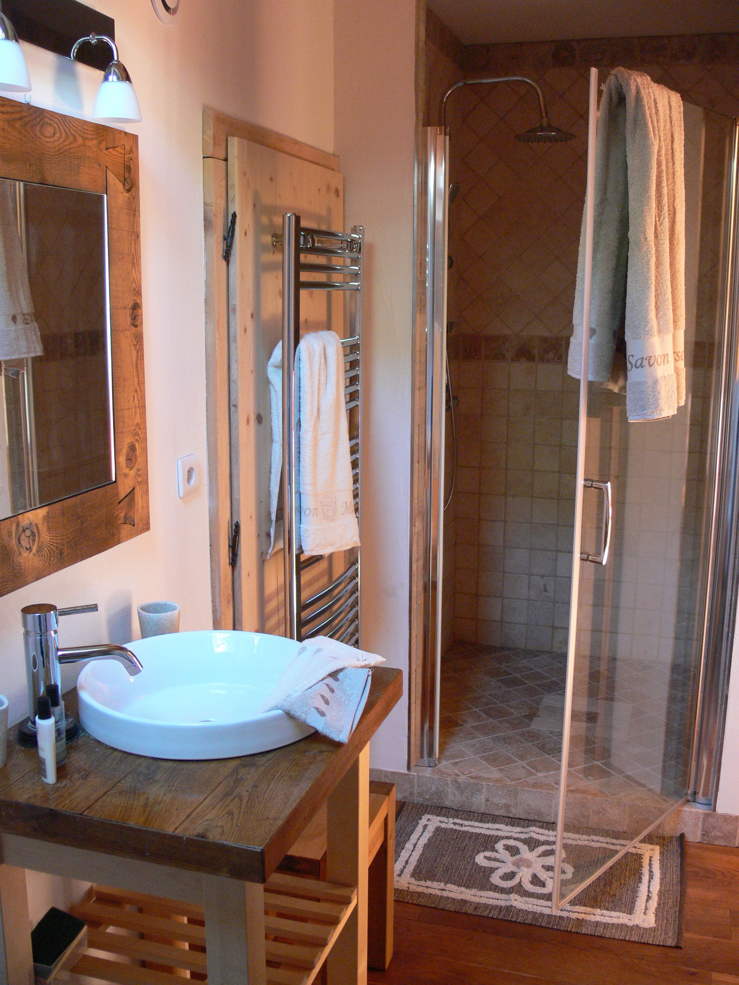 Familienzimmer, Terrasse (Panorama) | Badezimmer | Kostenlose Toilettenartikel, Haartrockner, Handtücher