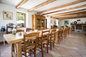Dinner served - Gîte-Auberge de Montvilliers (Aime-la-Plagne)