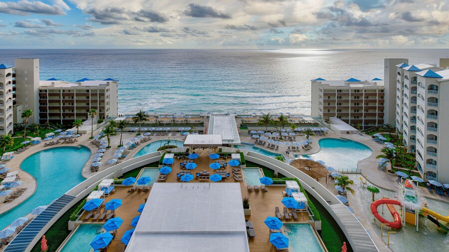 Hilton Cancun Mar Caribe All-Inclusive Resort