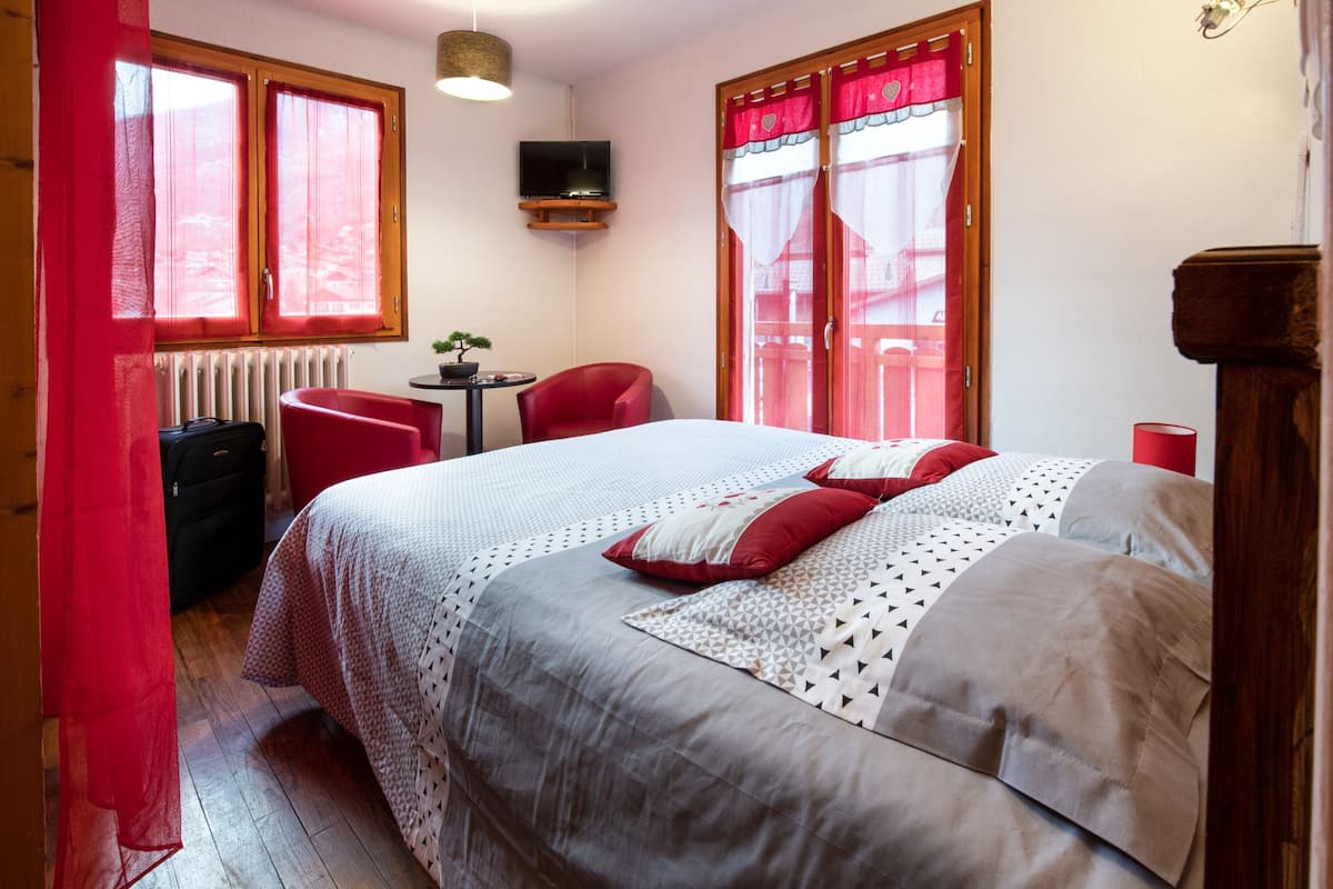 Quartos à prova de som, Wi-Fi de cortesia, individualmente decorados