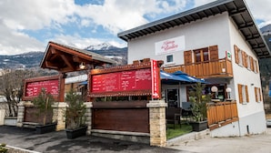 Front of property - Auberge du Basilico (Aime-la-Plagne)