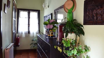 Nội thất lối vào