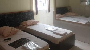 Basic Twin Room - Hotel Flert (São Paulo)