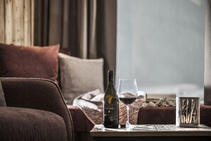 Apartment, Mountain View (Bordeaux) | Balcony view