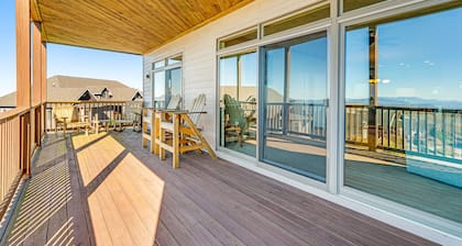Impresionante condominio de montaña con vistas estelares y balcón, ¡a pie de pistas!
