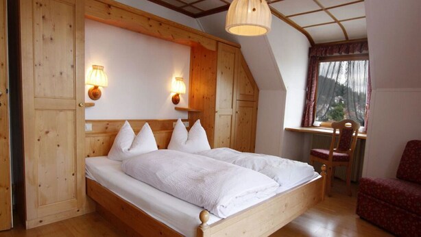 Room - Schwarzwaldgasthof Schwanen (Mannheim)