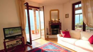 Appartamento, 2 camere da letto | Vista dalla camera