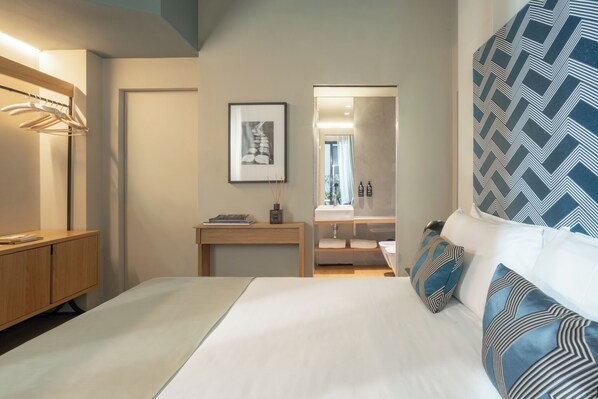 Down comforters, minibar, in-room safe, blackout drapes - Speronari Suites (Milan)