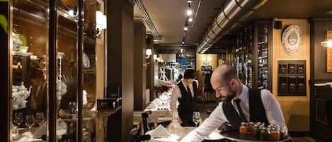 Lunch and dinner served, Argentinean cuisine