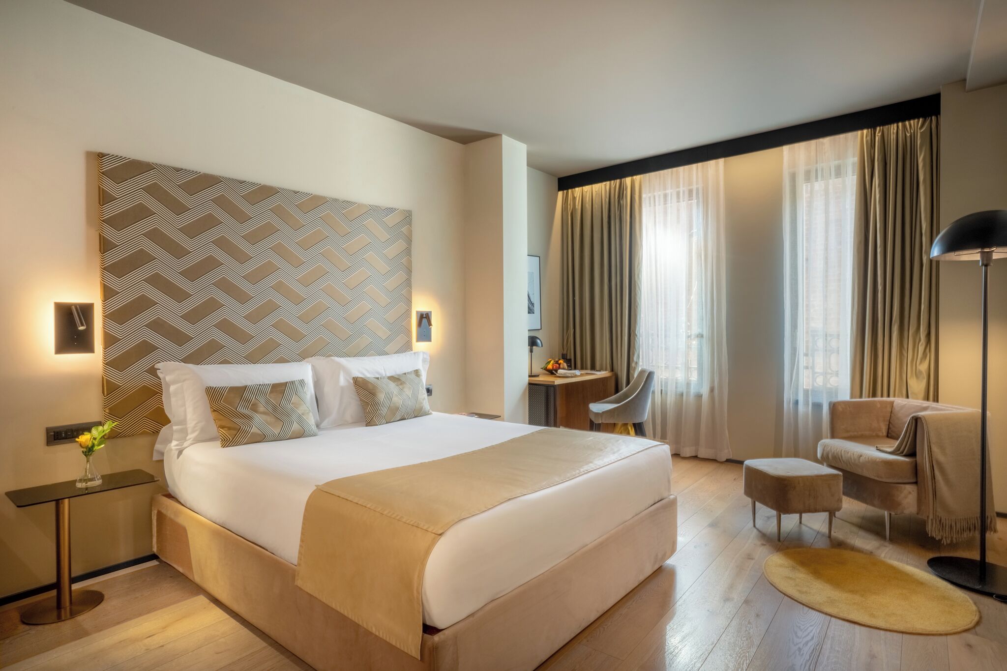 Deluxe Double Room | Down comforters, minibar, in-room safe, blackout drapes
