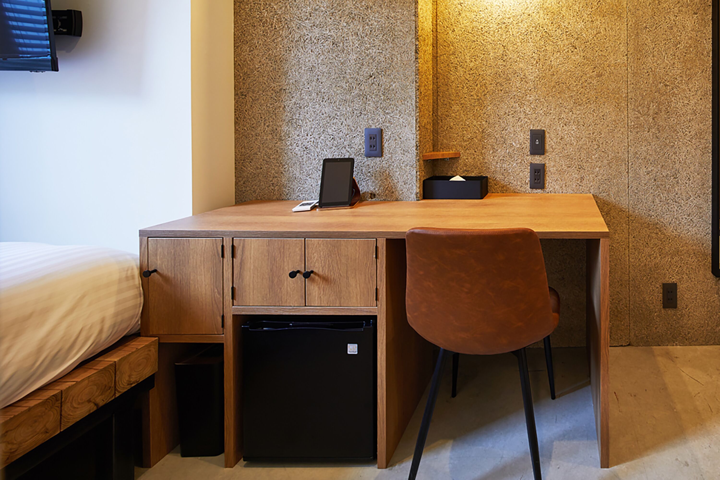 economy double room, 1 double bed, non smoking | room amenity