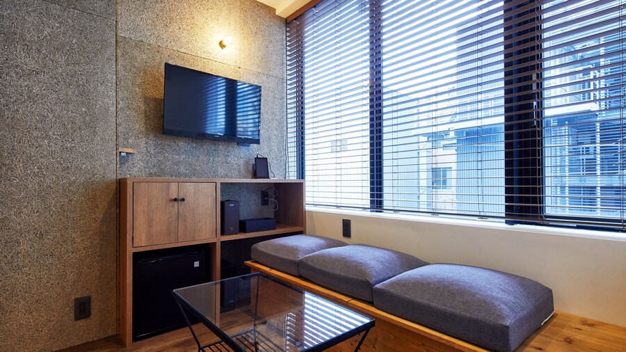 mizuka Imaizumi 4 - unmanned hotel -