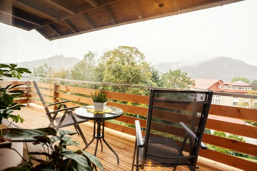 NEU! Wunderschönes Ferienhaus mit traumhaftem Blick