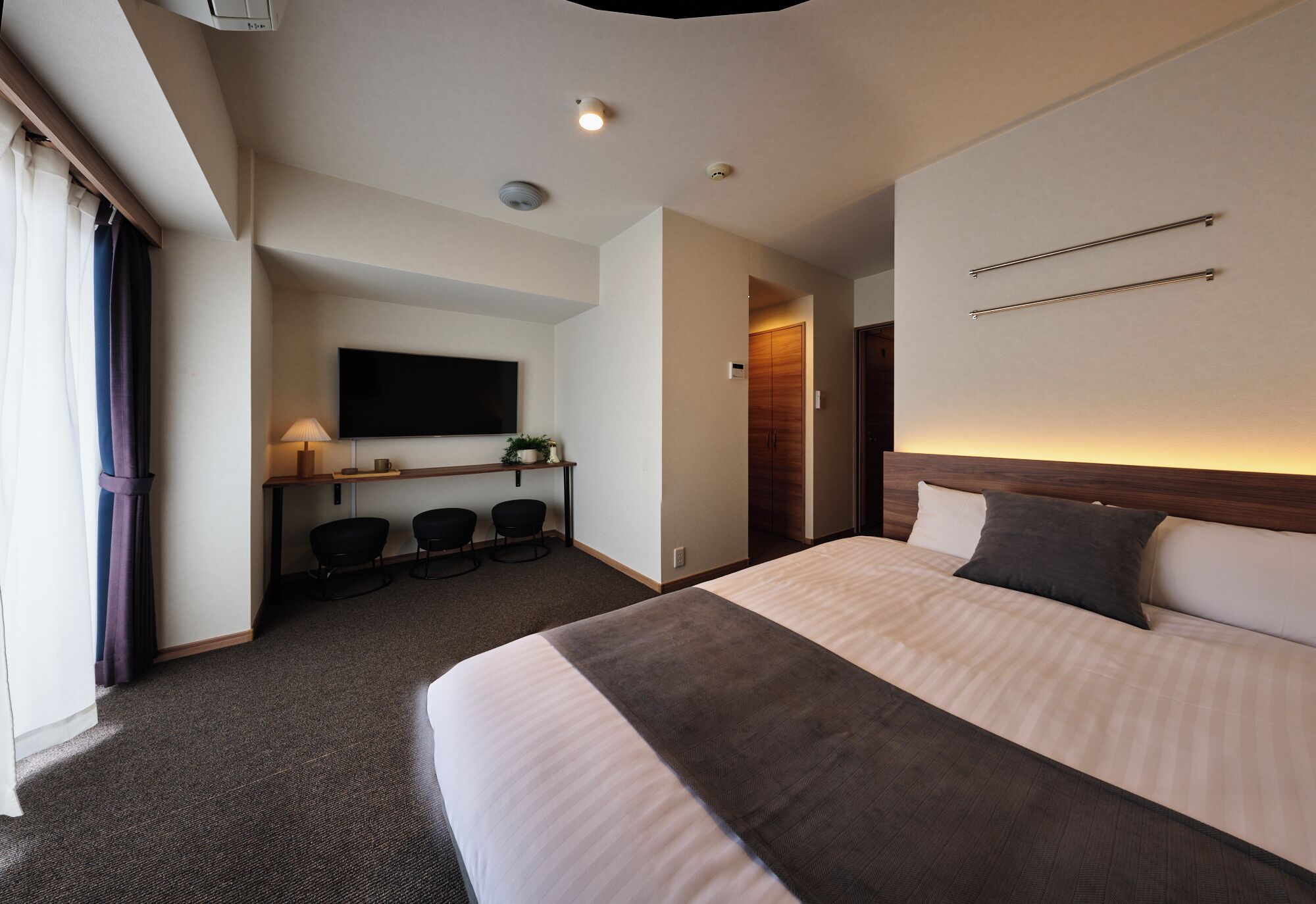 Basic Double Room | Desk, iron/ironing board, free WiFi, bed sheets