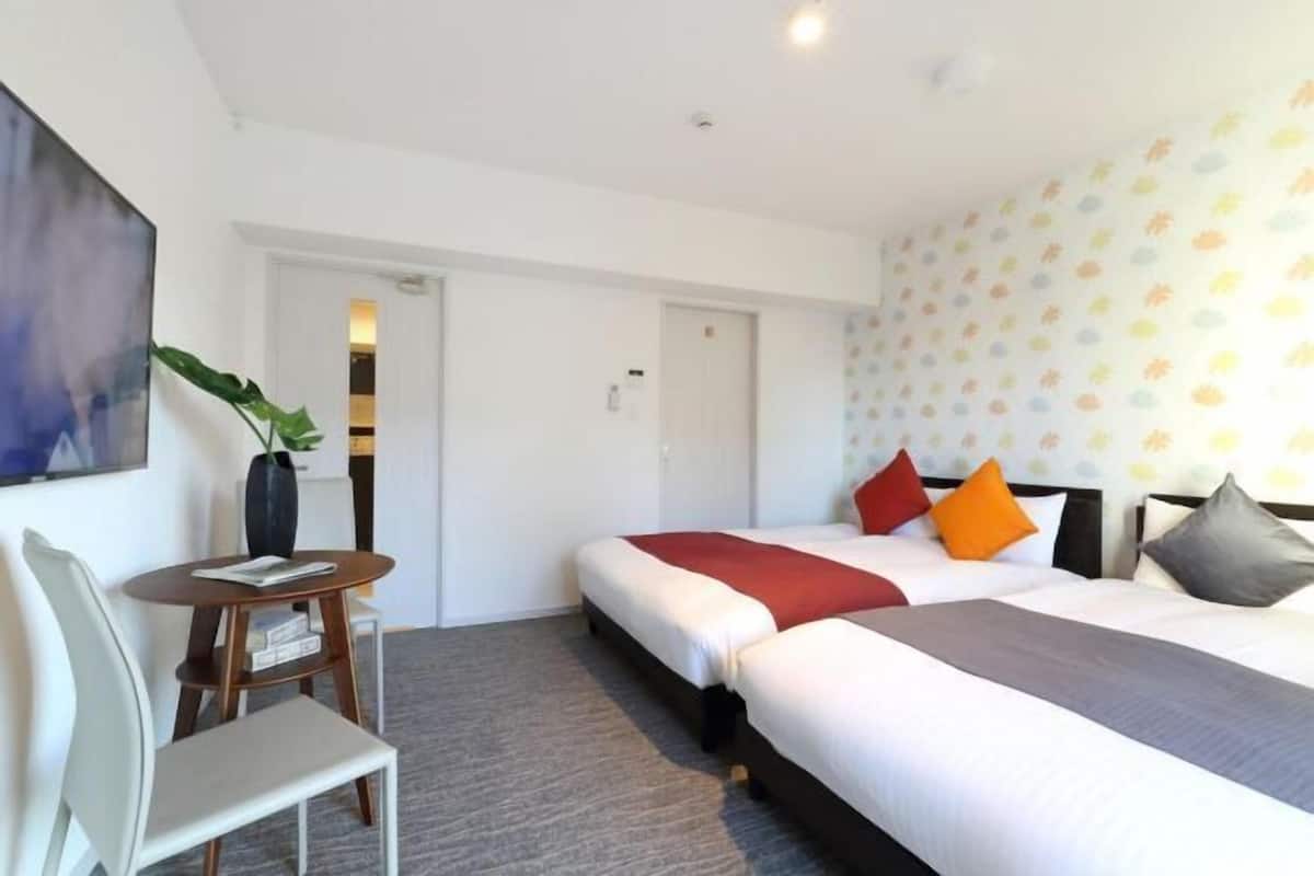 1 bedroom, desk, iron/ironing board, free WiFi