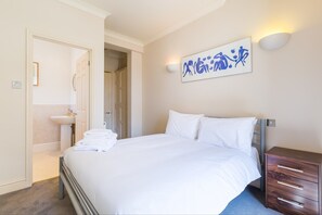 Apartment | 3 bedrooms, premium bedding, individually decorated - Luxury Apartments - Churchside (Cheltenham)