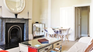 Unclassified image, 5 of 6, button - Luxury Apartments -18 Lansdown (Cheltenham)