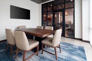 Restaurant - Courtyard by Marriott Seattle SeaTac Airport  (SeaTac)