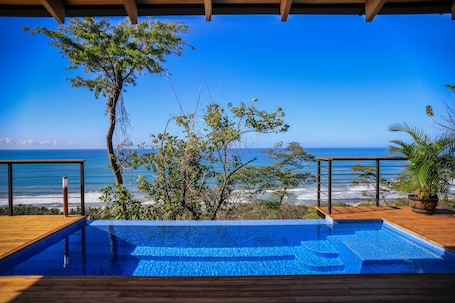 Larimar Panoramic Suite with Private Pool | Terrace/patio