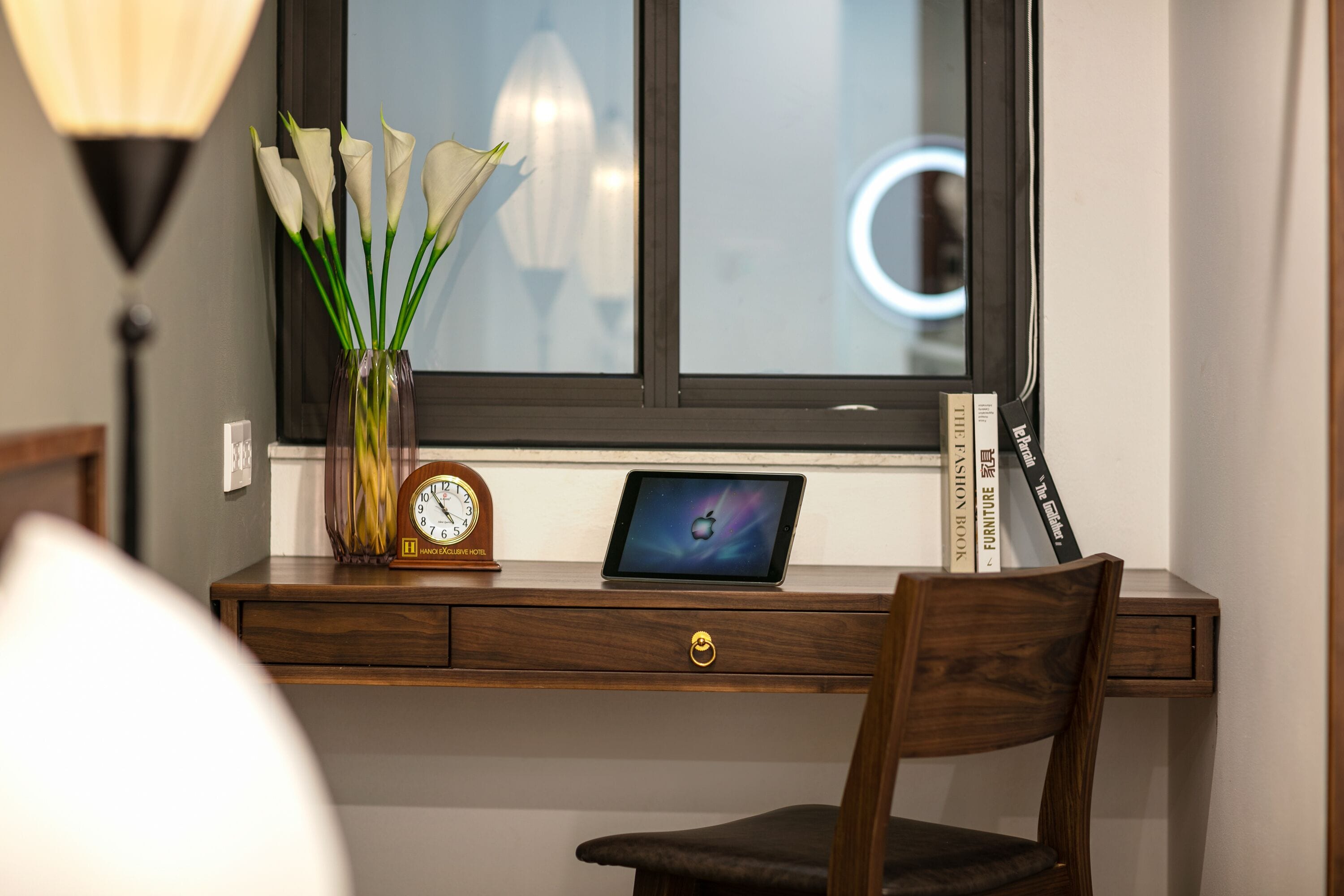 in-room safe, desk, laptop workspace, blackout curtains