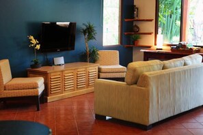 Smart TV y oficina 