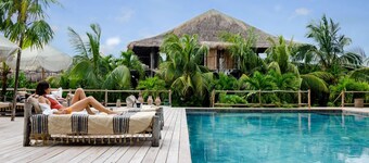 Radhoo Tulum