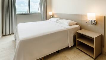 1 quarto, frigobar, escrivaninha, Wi-Fi de cortesia