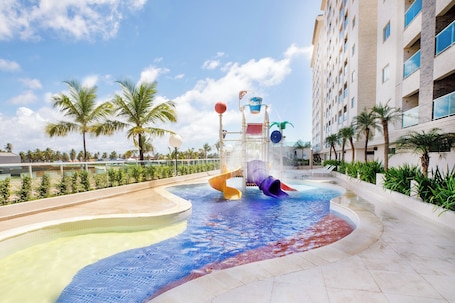 4 outdoor pools. Park GAV Resorts