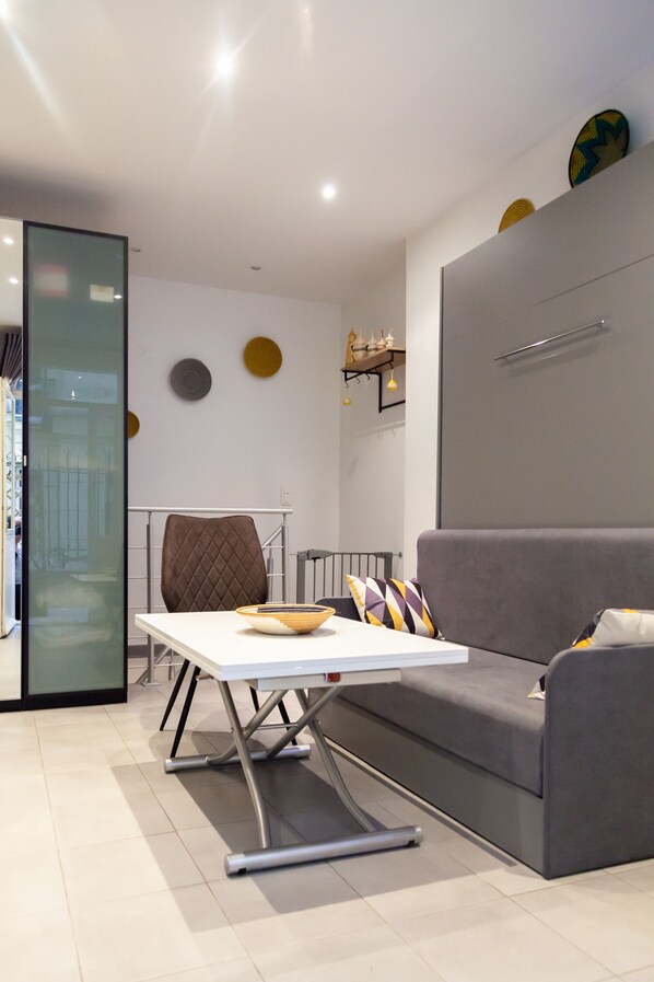 Interior - Little Jewel in Paris (Paris)