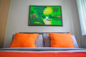 1 bedroom, WiFi - Butler's BnB (A) @ Trees Residences Quezon City (Quezon City)