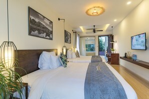 6 bedrooms, in-room safe, iron/ironing board, free WiFi