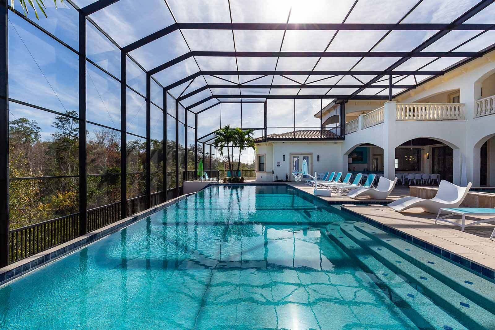 屋外プール、温水プール