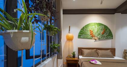 HARMONY HOMESTAY- Amazing*UNIQUE VINTAGE Design*2min to HOAN KIEM LAKE