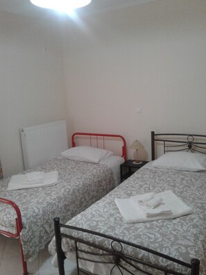 2 Schlafzimmer, Bügeleisen/Bügelbrett, WLAN