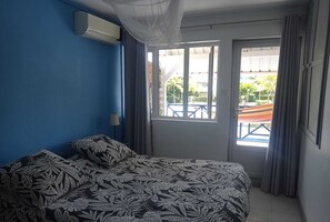 2 Schlafzimmer, Zimmersafe, BĂŒgeleisen/BĂŒgelbrett, WLAN