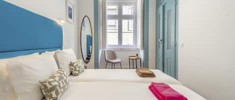 3 bedrooms, iron/ironing board, free WiFi