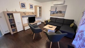 Unclassified image, 2 of 8, button - Maiglöckchenweg Wg. 2 only 50 m from the Salzhaff - Maiglöckchenweg Wg. 2, (Rerik)