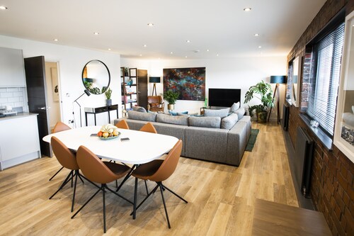 Cigar Factory Apartments