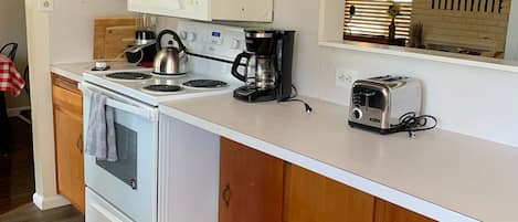 Microwave, coffee/tea maker, cookware/dishes/utensils