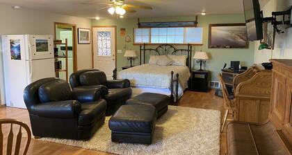 Hutchison Ranger Suite