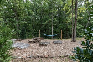 Property grounds - Cabin 9 @ Trails Edge (Bella Vista)