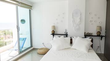 2 bedrooms, iron/ironing board, WiFi, wheelchair access