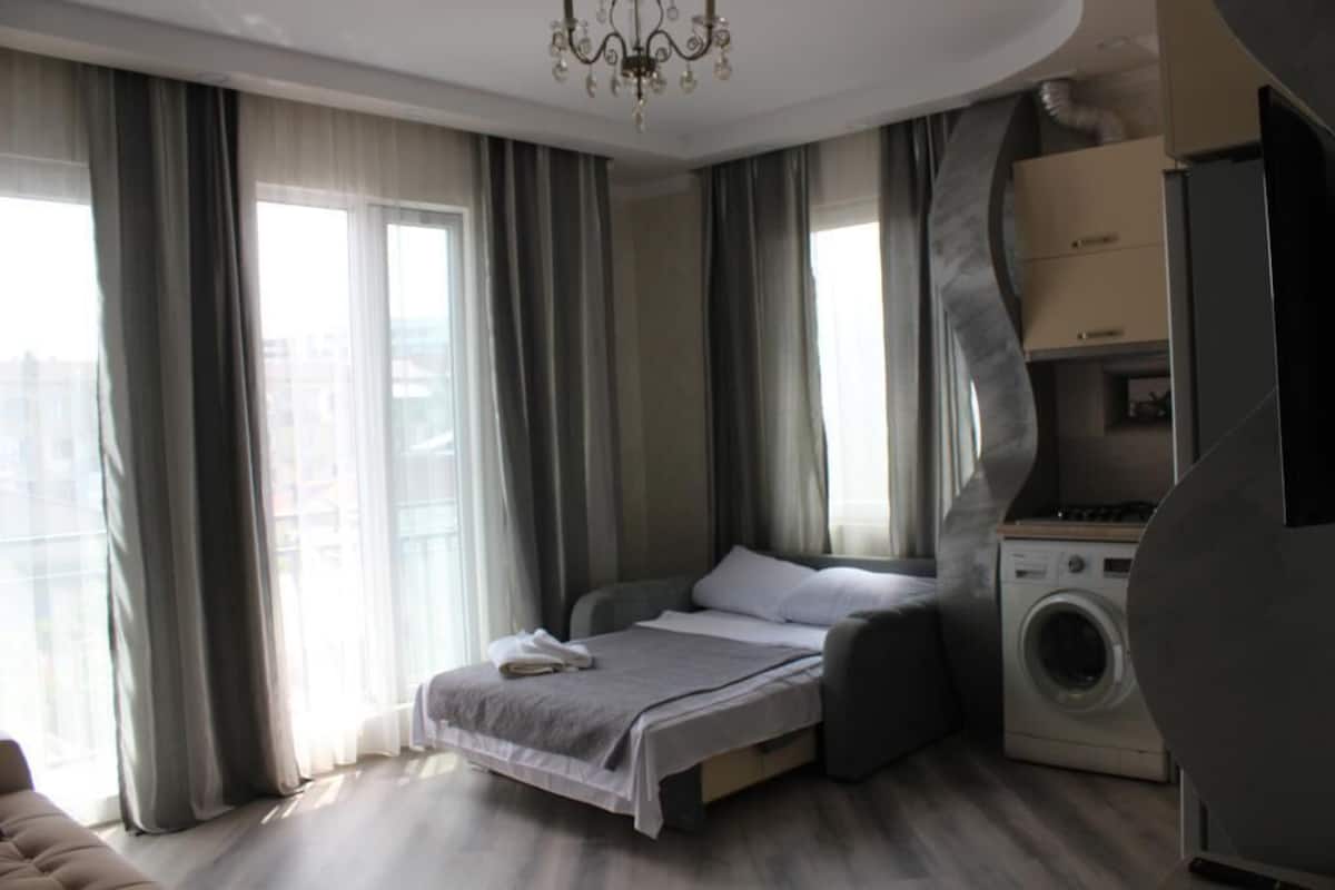 Duplex | 1 bedroom, desk, iron/ironing board, free WiFi