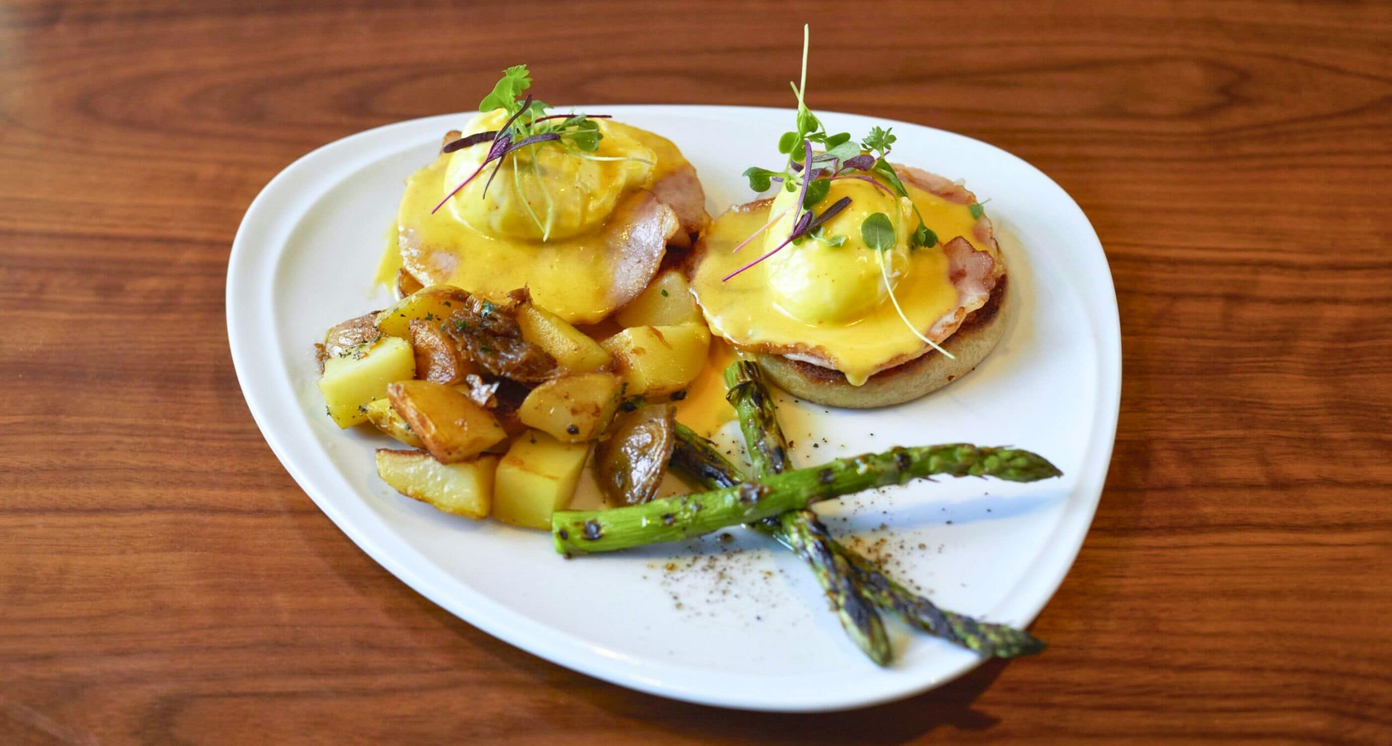 daily full breakfast (usd 30 per person)