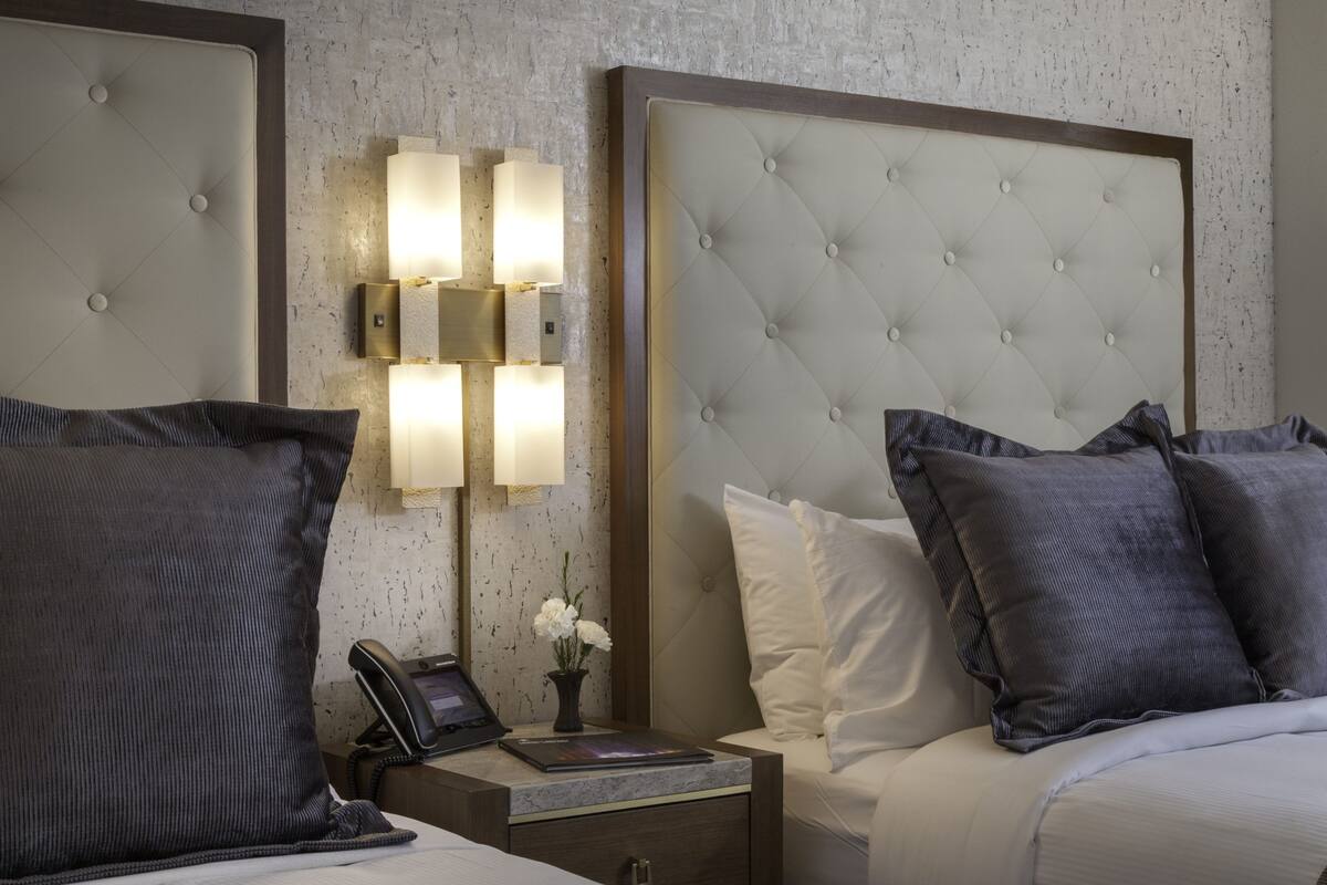 Premium bedding, in-room safe, desk, laptop workspace