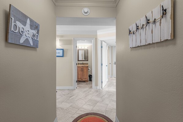 Interior - Sandpiper Condominiums 709, Panoramic Gulf Views w/ direct access to Mustang Island/Port A beaches. (Port Aransas)