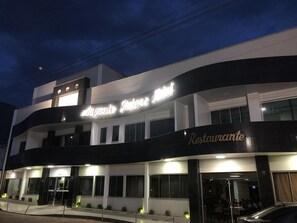 Front of property - evening/night - Augusto Palace Hotel (Maraba)