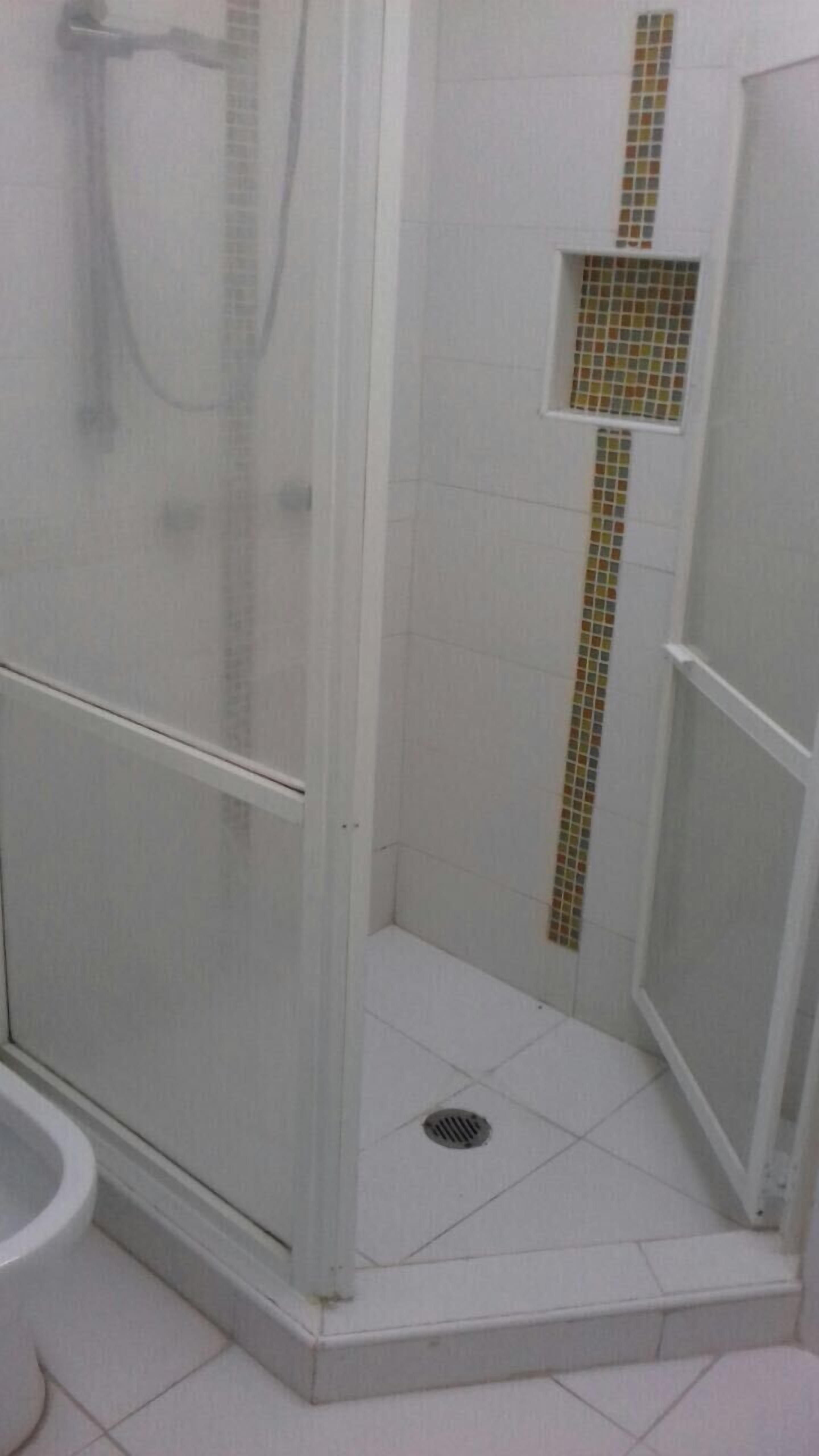 Family House, Multiple Bedrooms, Private Pool (40 People Max) | Bathroom
