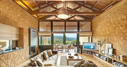 Villa Ariadne - Apokoron Villa with 2 Private Pools and Great Views